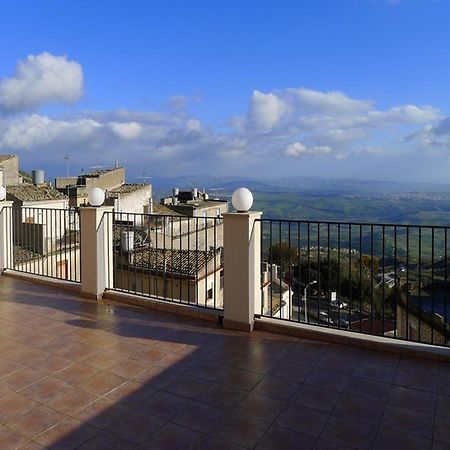 索托斯戴拉住宿加早餐旅馆 Caltabellotta 外观 照片