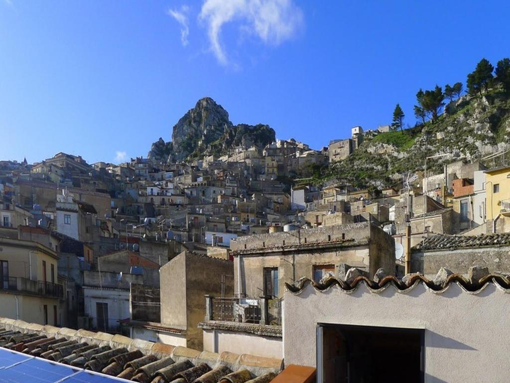 索托斯戴拉住宿加早餐旅馆 Caltabellotta 外观 照片